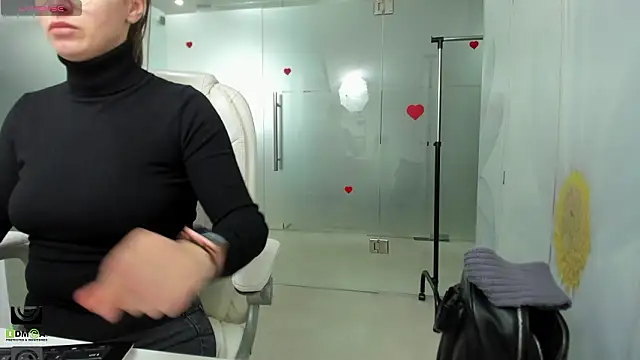 Snapshot of missdominna chatting on February 2026 03:47:02 AM missdominna online show from February 2026 03:47:02 AM