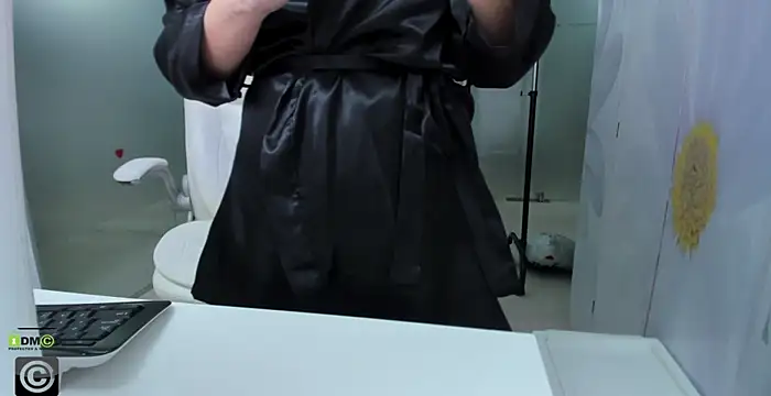 Snapshot of missdominna chatting on February 2026 04:00:01 AM missdominna online show from February 2026 04:00:01 AM