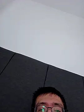 Slimguy0 online show from December 2025 04:19:01 AM