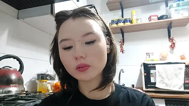 VelmaMaasch online show from February 2026 01:59:01 PM