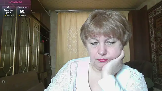 Casey peach online show from March 2026 04:50:01 AM