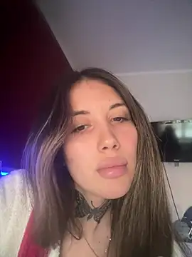 saphirafox online show from February 2026 04:01:01 PM