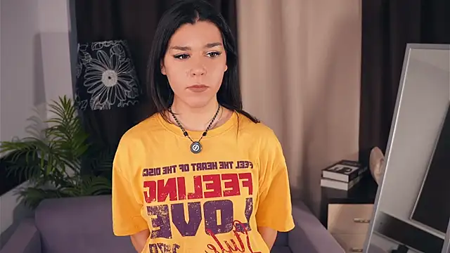 GenaSeidner online show from December 2025 10:32:02 AM