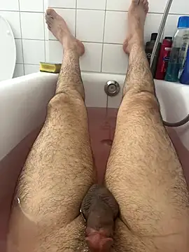 Snapshot of esmer_baran44 chatting on January 2026 06:11:02 PM esmer baran44 online show from January 2026 06:11:02 PM