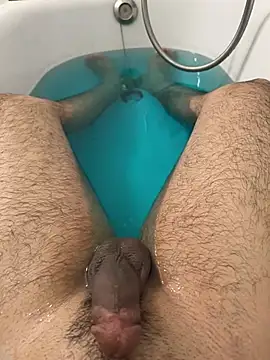 Snapshot of esmer_baran44 chatting on January 2026 05:17:01 PM esmer baran44 online show from January 2026 05:17:01 PM