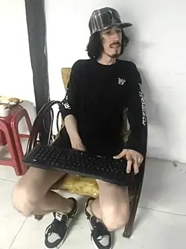 sk8-boy online show from February 2026 12:49:01 PM