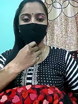 Snapshot of Oporajita_07 chatting on December 2025 08:14:01 PM Oporajita 07 online show from December 2025 08:14:01 PM