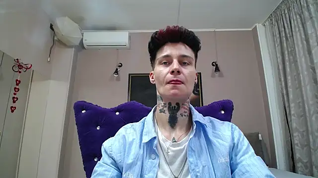 Snapshot of KennyXSX chatting on June 2026 11:33:01 AM KennyXSX online show from June 2026 11:33:01 AM