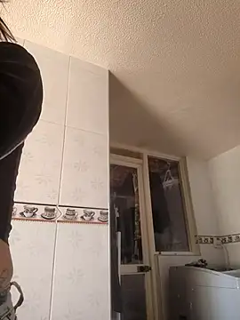 mara adiction online show from December 2025 08:27:02 PM