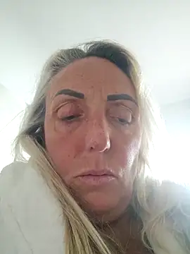 theblondecocklover online show from May 2026 05:49:01 AM