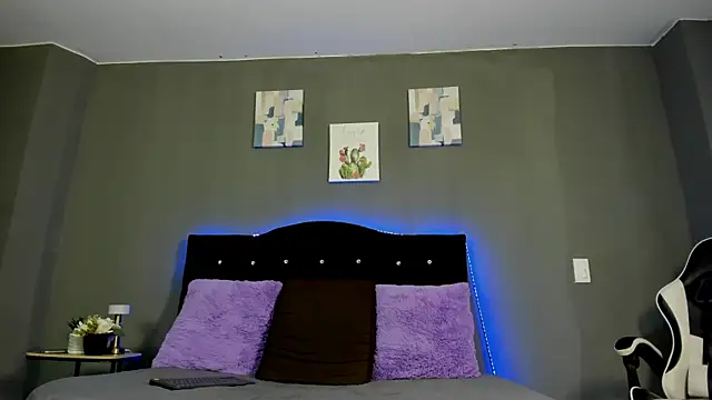 alex xhunter online show from March 2026 07:24:02 PM