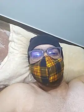 NunnuLelo online show from May 2026 10:59:01 PM
