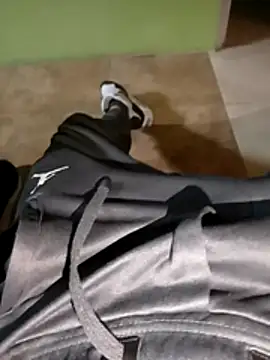 Gloryholeroom online show from April 2026 07:58:02 PM