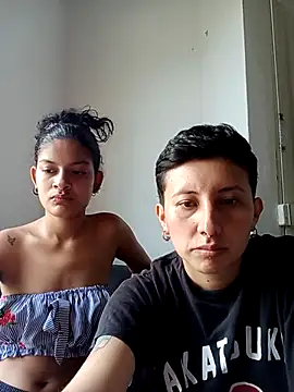 Mei and Gaby online show from January 2026 04:45:02 PM