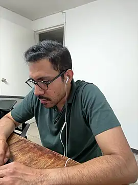 Snapshot of AdrianGarcia89 chatting on August 2026 02:44:02 AM AdrianGarcia89 online show from August 2026 02:44:02 AM