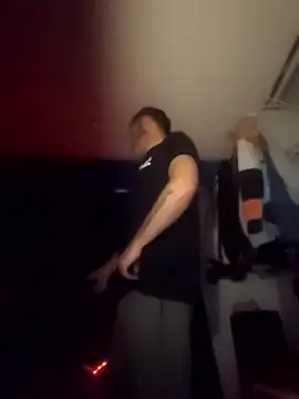 UnhappyDawn773 online show from April 2026 09:15:02 PM