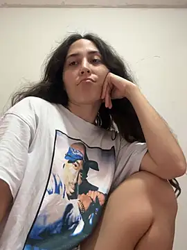 LatinDoll8 online show from July 2026 11:41:02 PM