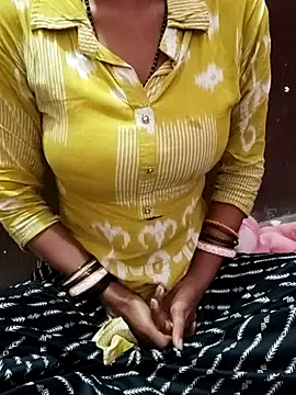 Snapshot of farana_bhat chatting on January 2026 04:15:01 AM farana bhat online show from January 2026 04:15:01 AM