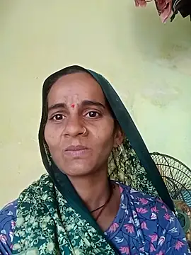 Snapshot of Khusbu77A chatting on December 2025 03:57:01 AM Khusbu77A online show from December 2025 03:57:01 AM