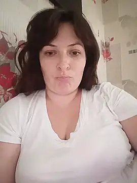 Rosalie31 online show from July 2026 11:39:02 AM