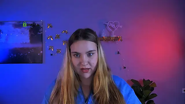 Snapshot of dina_bloom_ chatting on January 2026 09:45:02 AM dina bloom online show from January 2026 09:45:02 AM