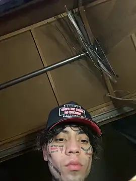 Snapshot of baby_young chatting on December 2025 04:18:02 AM baby young online show from December 2025 04:18:02 AM