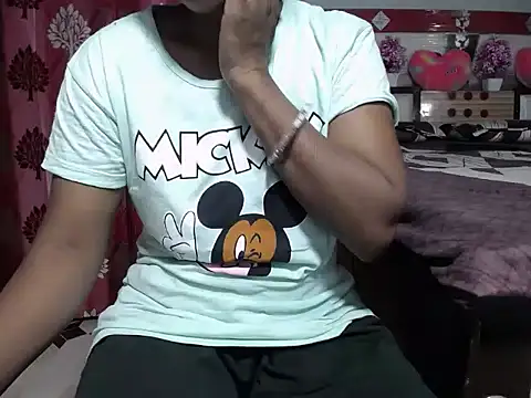 surbhi01 online show from June 2026 07:11:02 AM