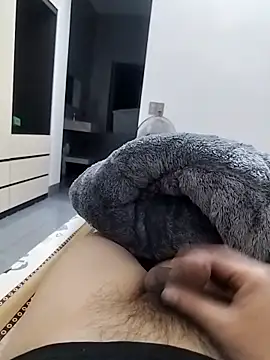 cocamam online show from December 2025 07:43:02 PM