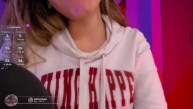 Violet Blazee online show from March 2026 03:42:02 AM