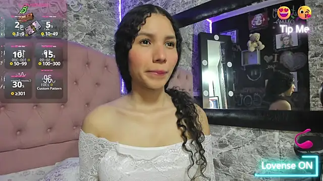 Doll SaraSmith online show from January 2026 06:33:02 PM