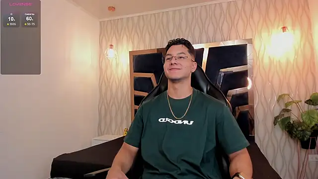 Noah Clarkk online show from March 2026 05:14:01 PM