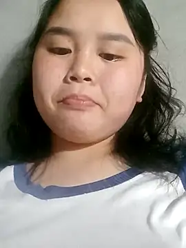 Snapshot of Daisy-y chatting on December 2025 02:35:01 PM Daisy-y online show from December 2025 02:35:01 PM