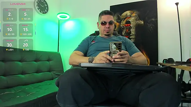 Dante Bellini online show from February 2026 03:20:01 PM