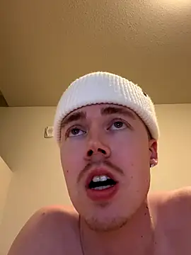 Snapshot of lukalovesyou chatting on December 2025 05:02:01 AM lukalovesyou online show from December 2025 05:02:01 AM