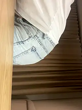 slow inspiration online show from December 2025 04:58:02 PM