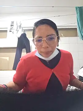 BoniFox  online show from December 2025 02:12:02 PM