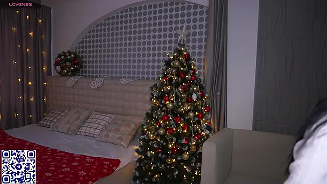 Snapshot of DeliaLoma chatting on January 2026 05:56:01 AM DeliaLoma online show from January 2026 05:56:01 AM