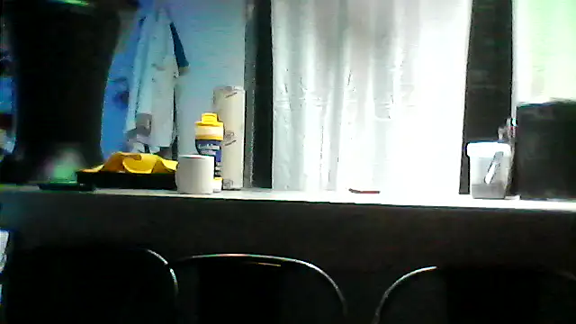 Snapshot of Burndew chatting on March 2026 04:07:02 AM Burndew online show from March 2026 04:07:02 AM