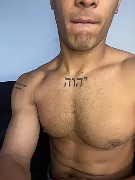 Maicol xxxx online show from February 2026 12:45:02 PM