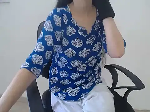 Farhana beautyfull online show from April 2026 04:57:01 AM