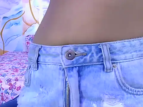 Snapshot of bold-smirthii chatting on February 2026 04:55:02 AM bold-smirthii online show from February 2026 04:55:02 AM