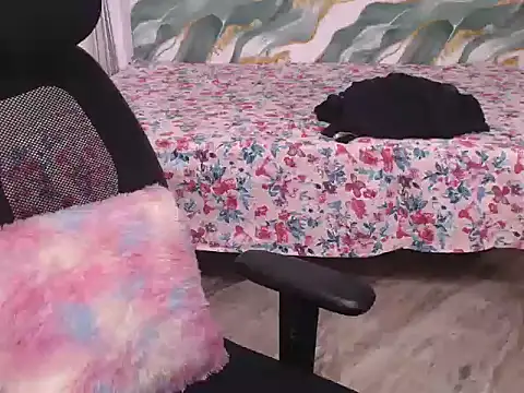 Snapshot of bold-smirthii chatting on February 2026 05:25:02 AM bold-smirthii online show from February 2026 05:25:02 AM