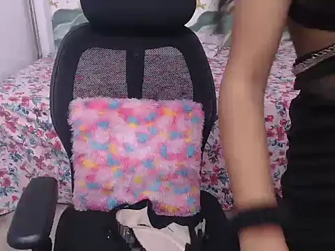 Snapshot of bold-smirthii chatting on February 2026 06:11:02 AM bold-smirthii online show from February 2026 06:11:02 AM