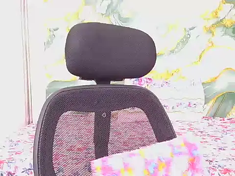 Snapshot of bold-smirthii chatting on February 2026 05:07:02 AM bold-smirthii online show from February 2026 05:07:02 AM