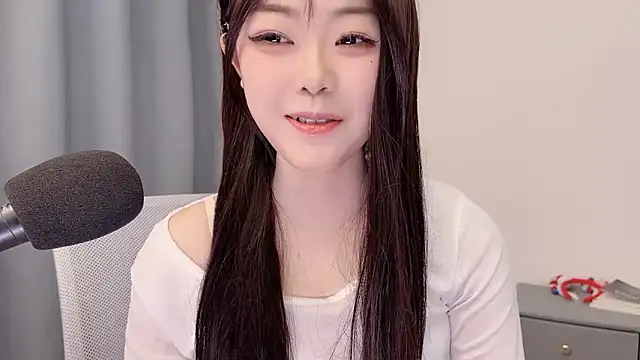 smalldaisy online show from March 2026 02:50:01 AM