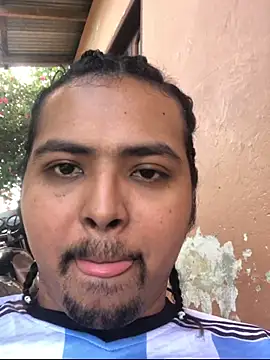 Mia sophia6 online show from December 2025 07:00:01 PM