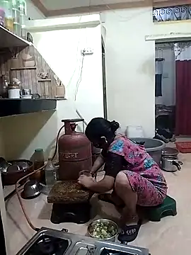 kaamuk madhu online show from February 2026 06:40:02 AM