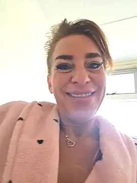 LaLynn online show from March 2026 11:21:02 AM