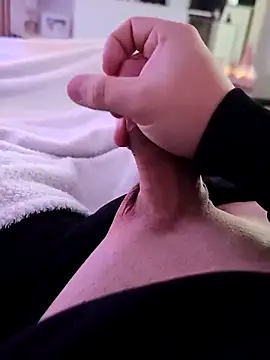 Snapshot of RimmingPussy24 chatting on December 2025 01:29:01 PM RimmingPussy24 online show from December 2025 01:29:01 PM