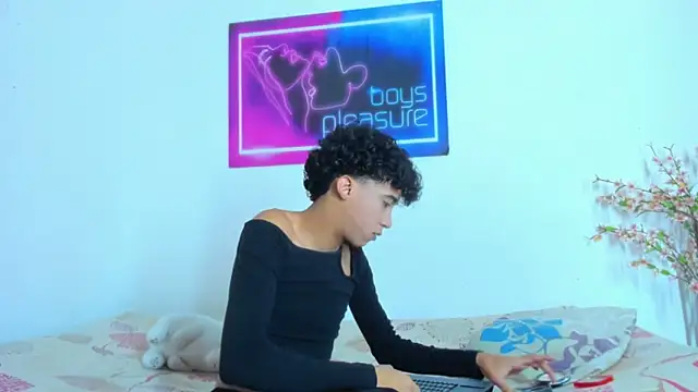 Pleasure boys hot online show from April 2026 05:43:01 PM